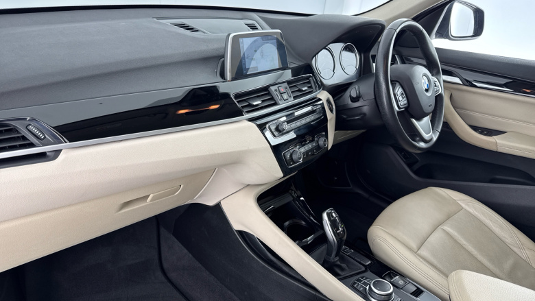 BMW X1 sDrive 18i xLine 5dr Step Auto Petrol Estate